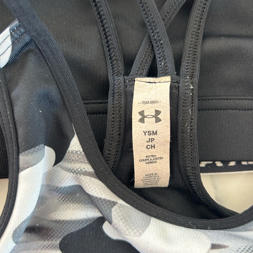 Under Armour Girls Sports Bras!! Gently used!! Set of 3!! - Picture 2 of 7
